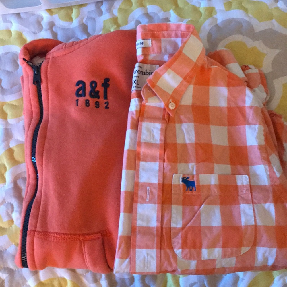 Abercrombie & Fitch kids shirt & sweatshirt Large